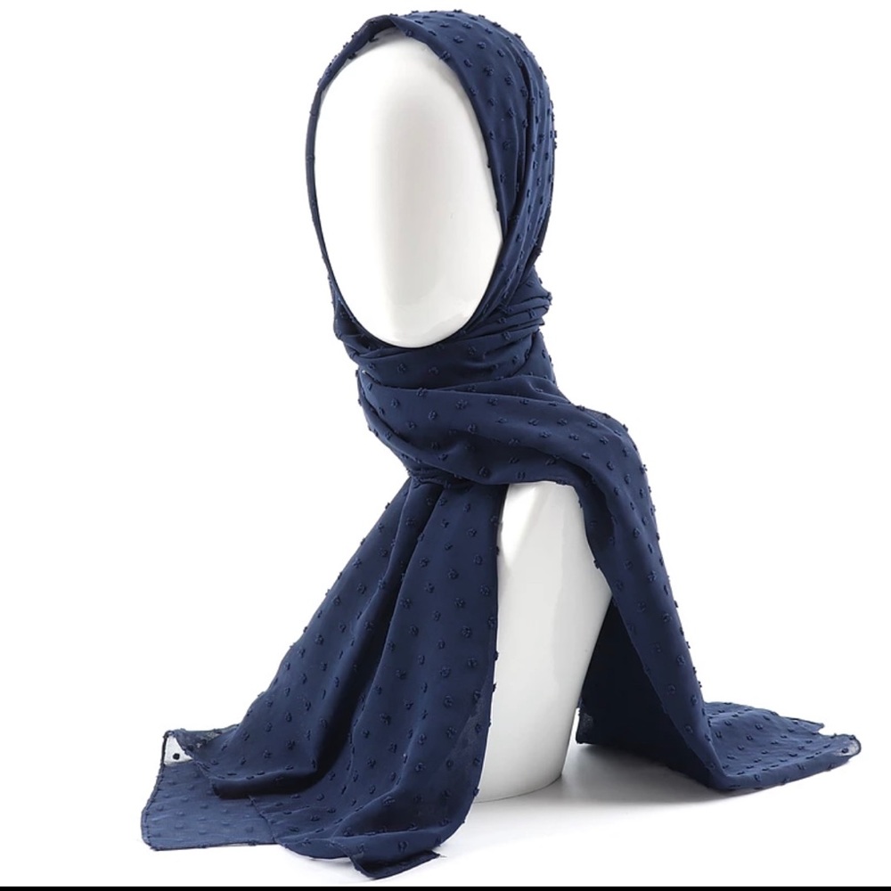 Pompom chiffon hijab